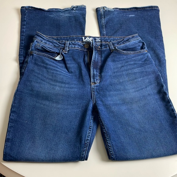 Lee Slim Fit Flare High Rise Medium-Dark Wash Jeans- 14 Long - Picture 4 of 11